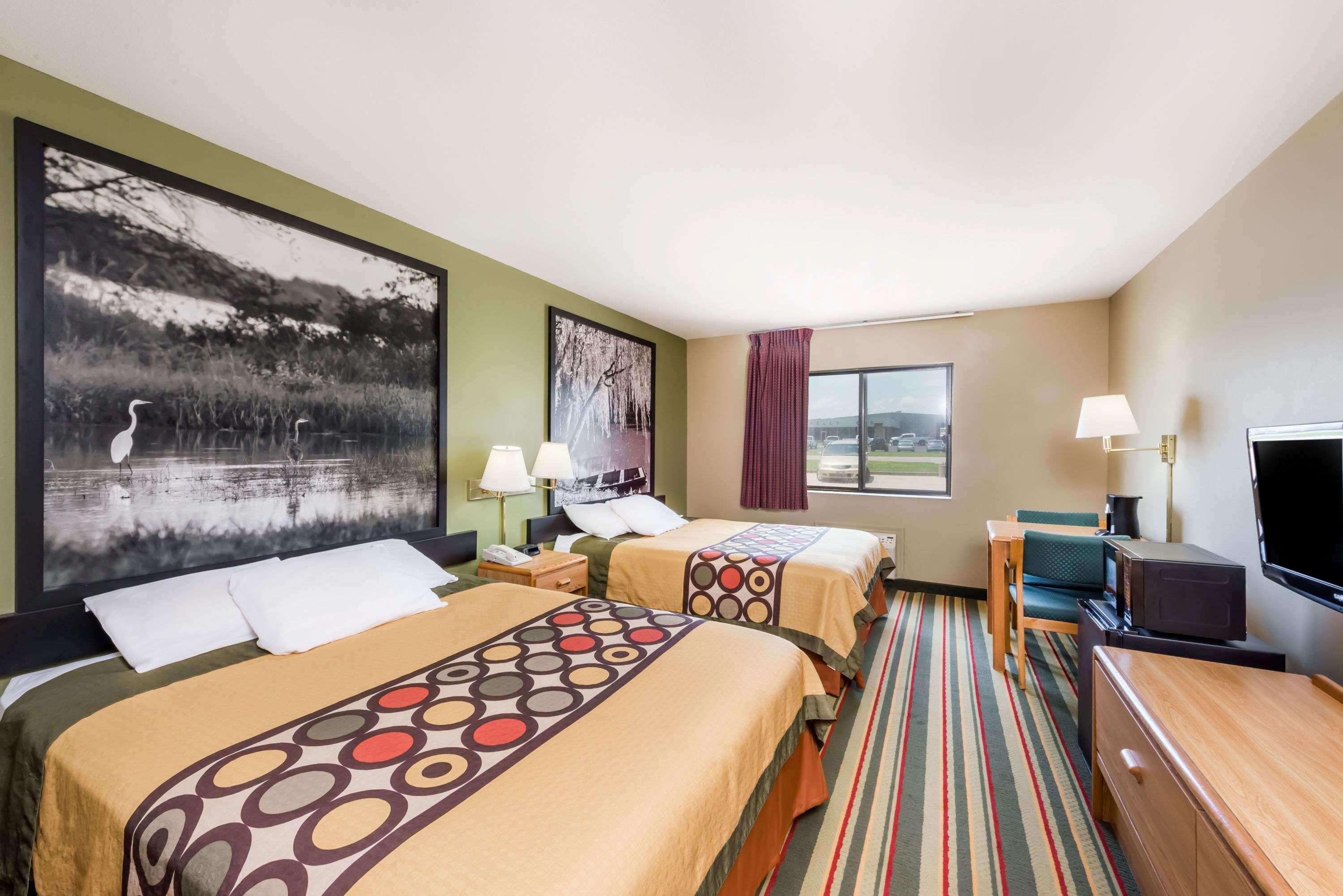 ซูเปอร์ 8 บาย วินด์แฮม ชานุต Hotel Chanute ภายนอก รูปภาพ