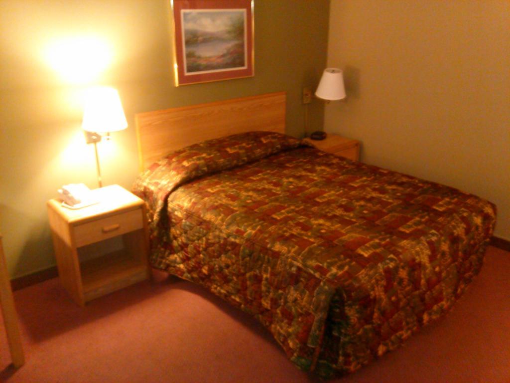 ซูเปอร์ 8 บาย วินด์แฮม ชานุต Hotel Chanute ห้อง รูปภาพ
