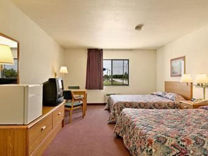 ซูเปอร์ 8 บาย วินด์แฮม ชานุต Hotel Chanute ภายนอก รูปภาพ